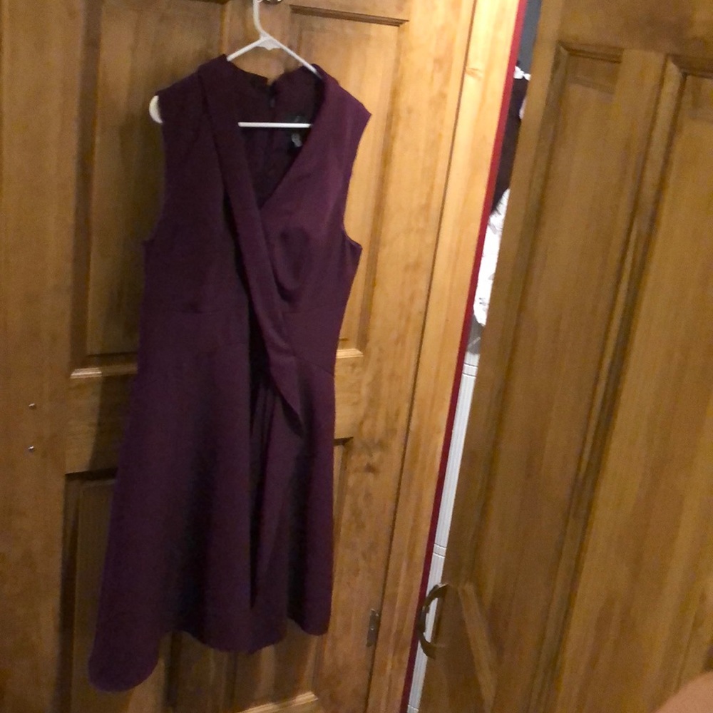 Purple sleeveless dress